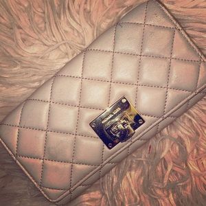 Rose Michael Kors wallet/clutch